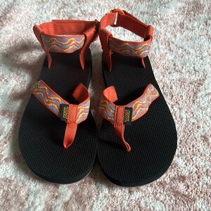 Teva Women's Original Sandal Revive 40th Anniversary size 9
